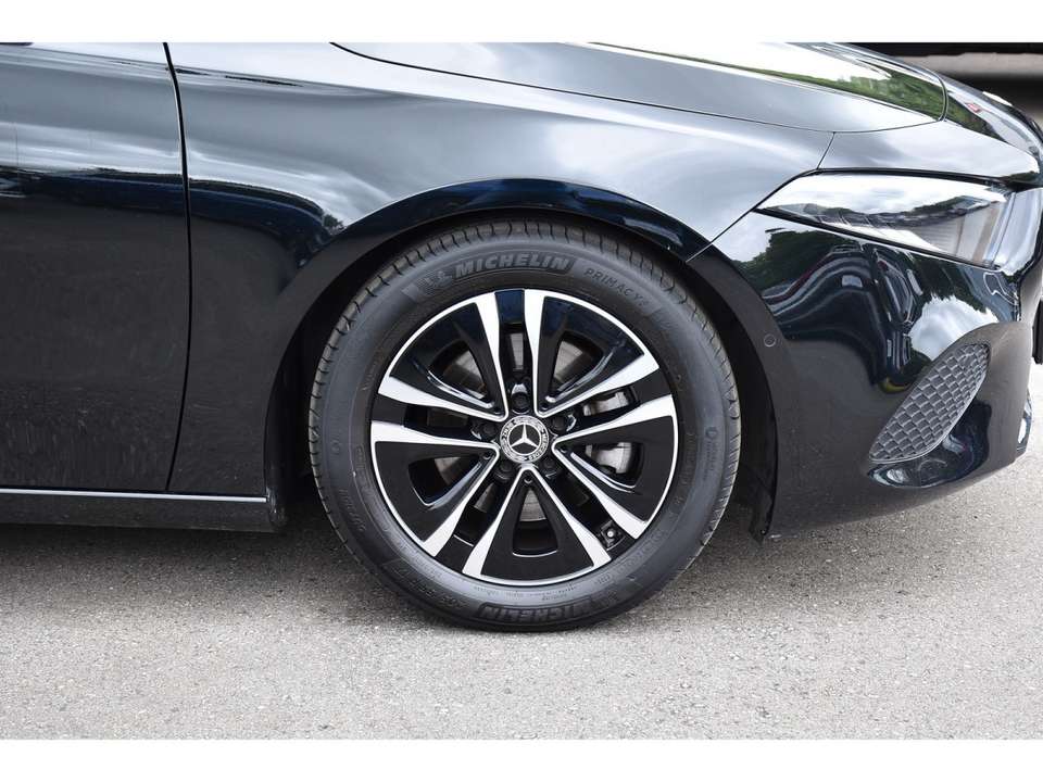 Mercedes-Benz A 180 - Imagem 5