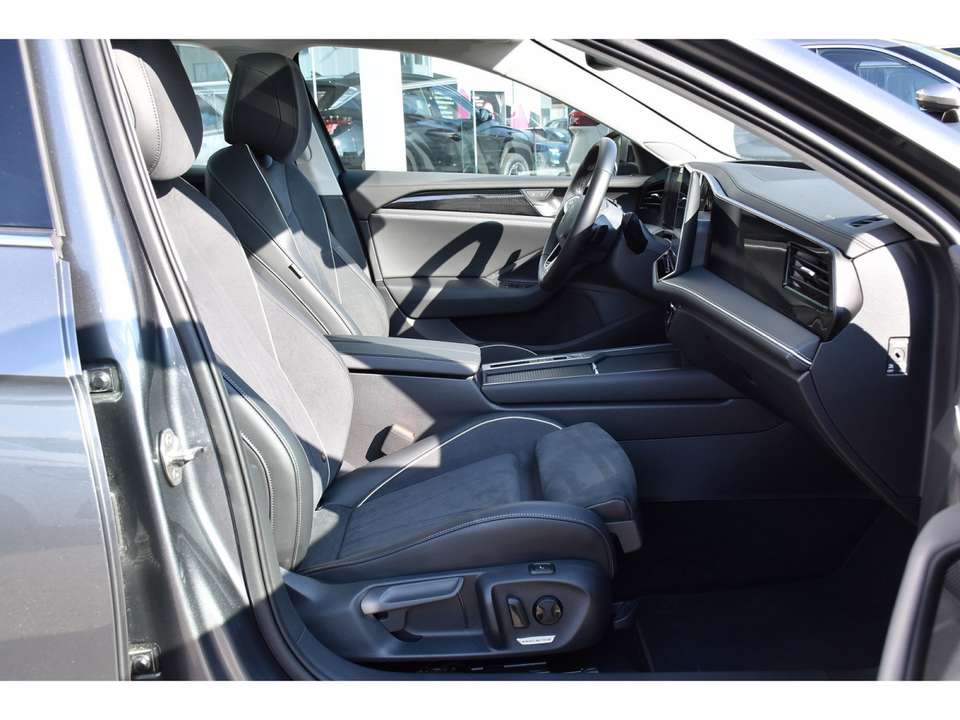 Volkswagen Passat Variant - Imagem 7