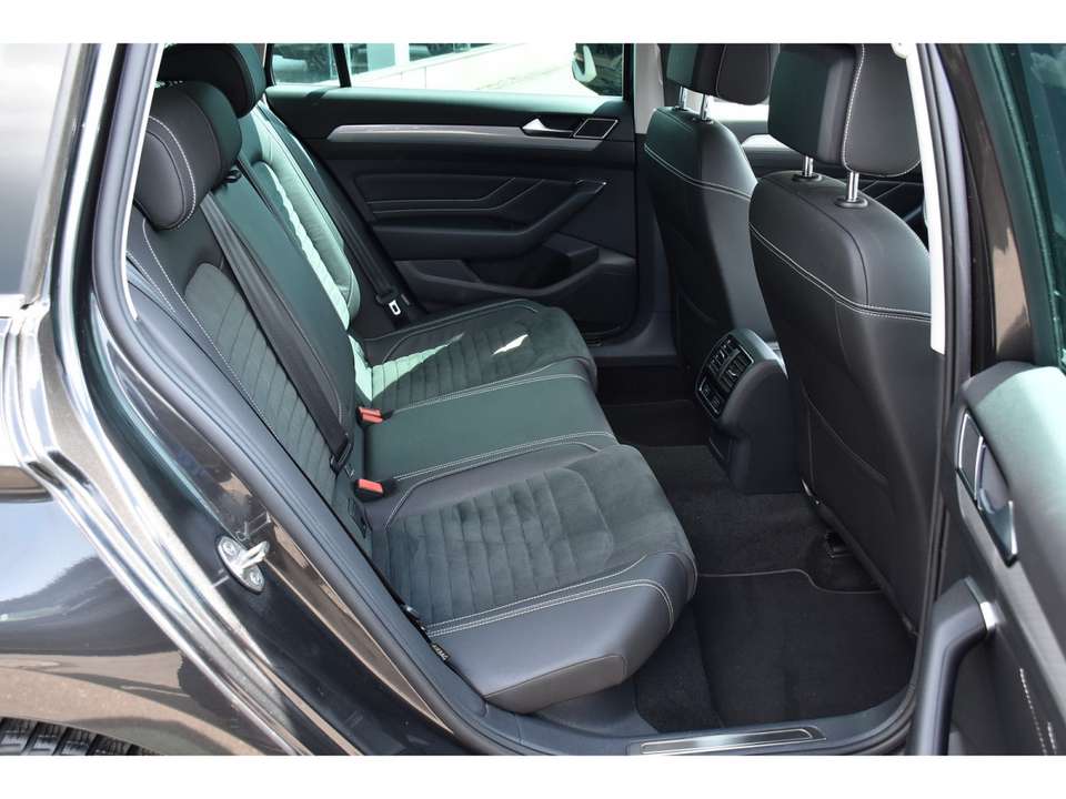 Volkswagen Passat Variant - Imagem 7