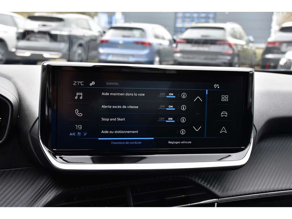 Peugeot 2008 - Imagem 12