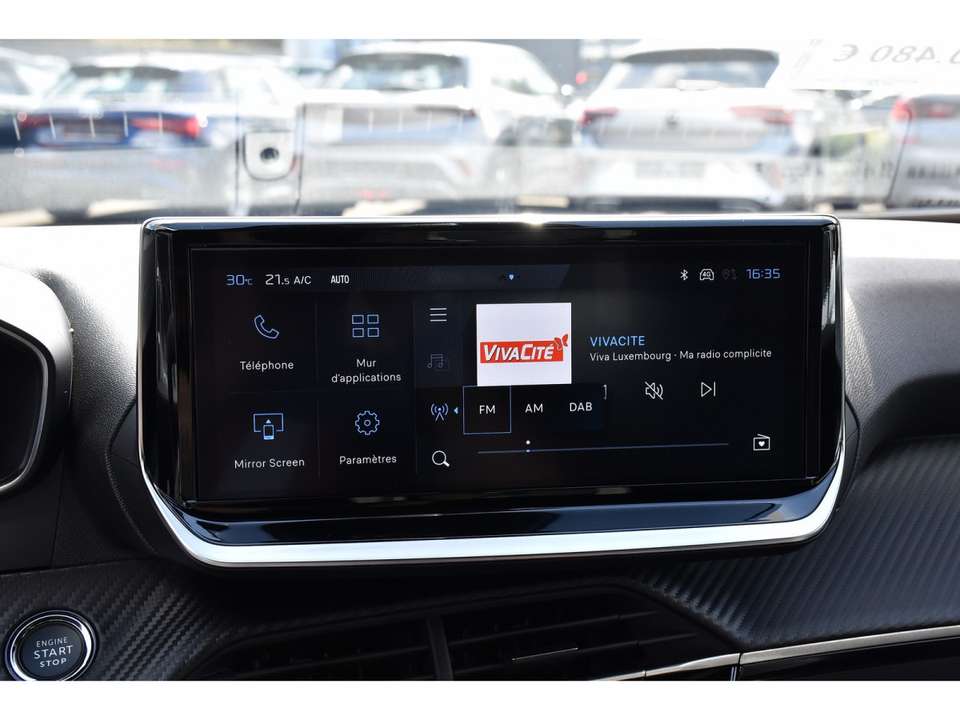 Peugeot 2008 - Imagem 11