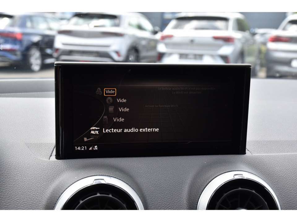 Audi Q2 - Imagem 12