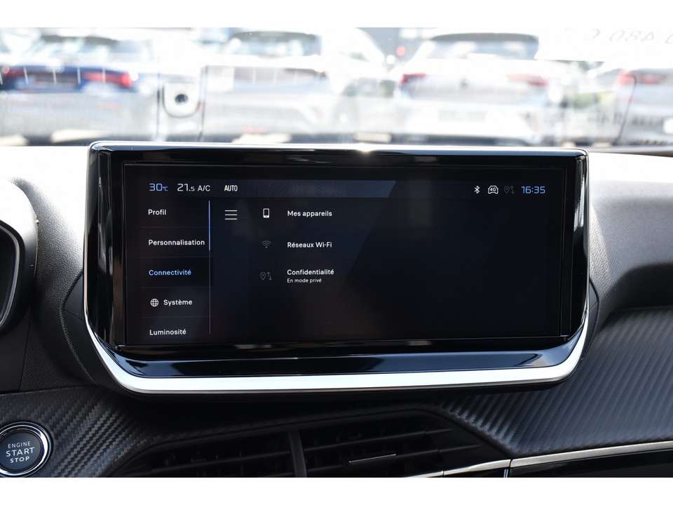 Peugeot 2008 - Imagem 12