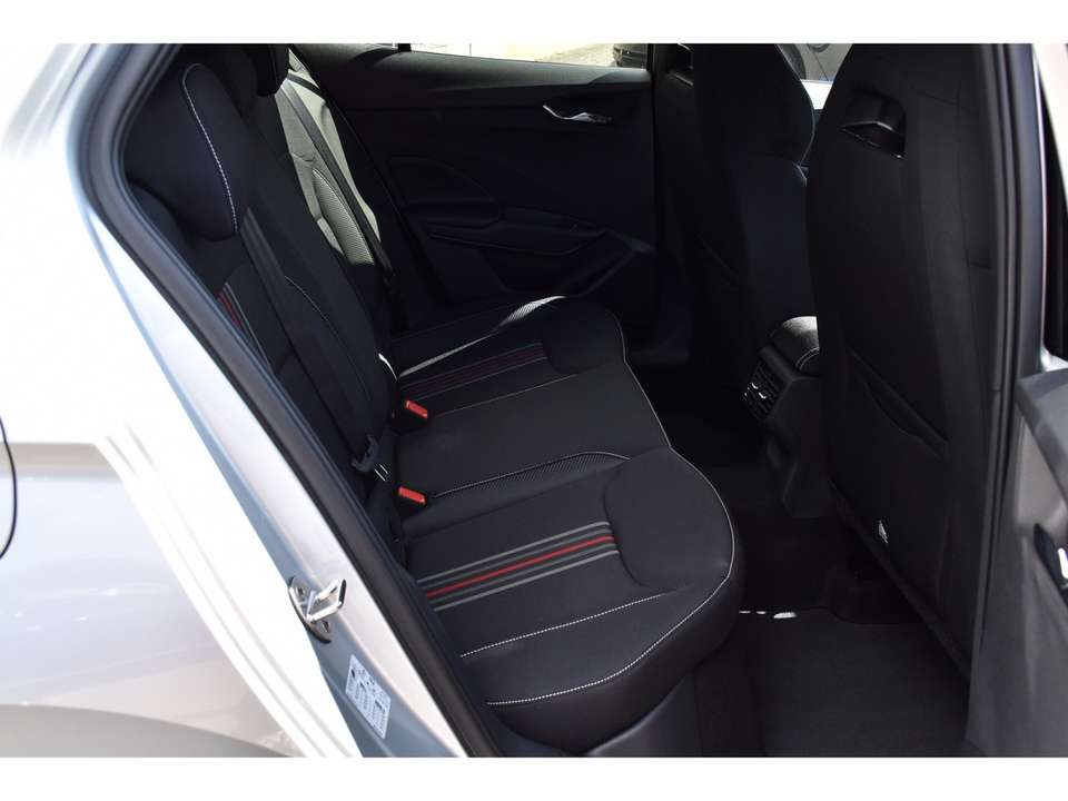 Skoda Fabia - Imagem 8