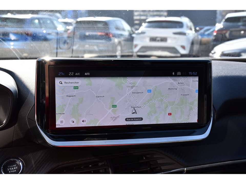 Peugeot 2008 - Imagem 10