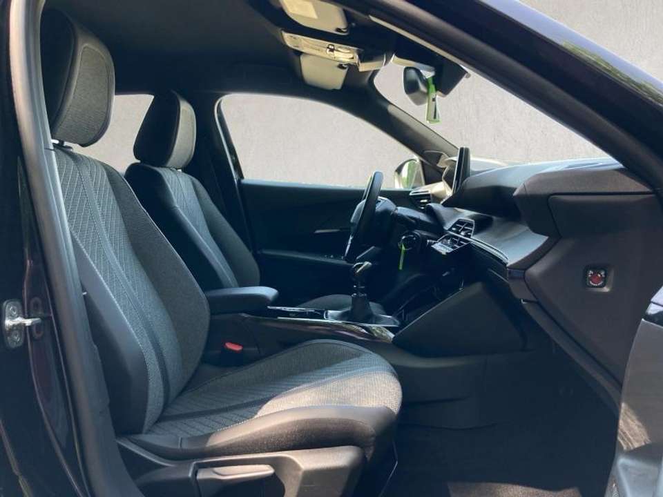Peugeot 2008 - Imagem 12