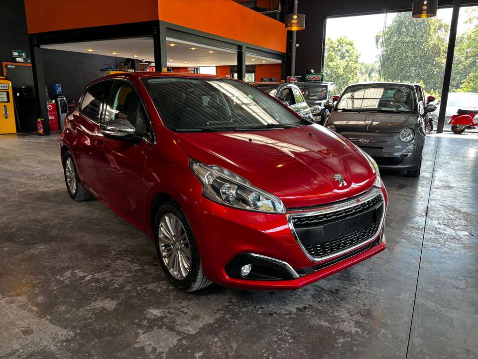 Peugeot 208 - Imagem 1