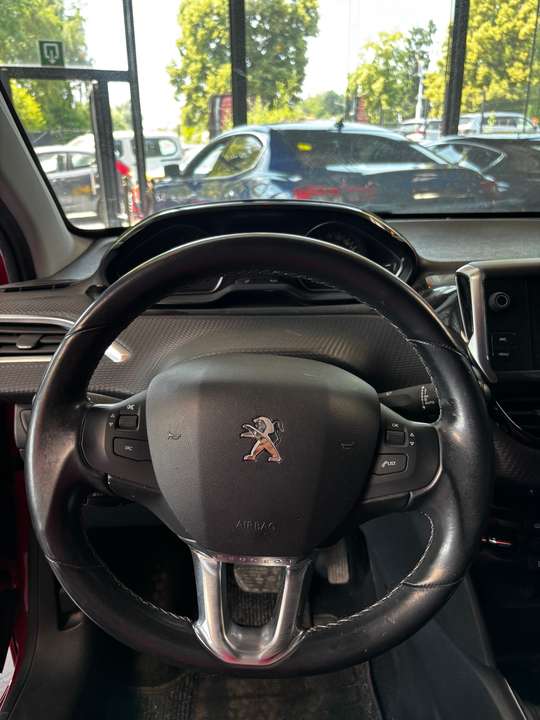 Peugeot 208 - Imagem 9