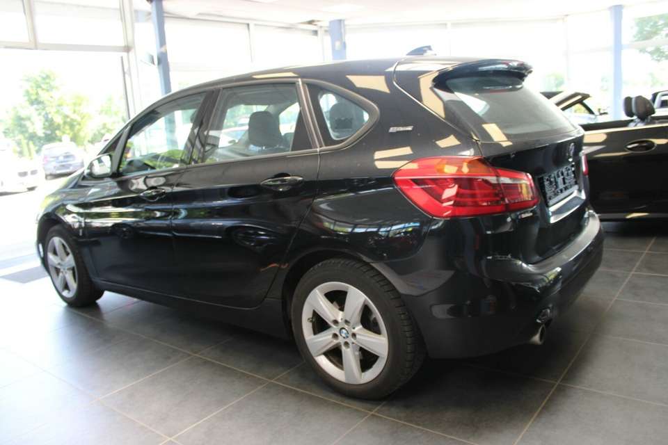 BMW 225 - Imagem 4