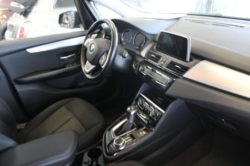 BMW 225 - Imagem 8