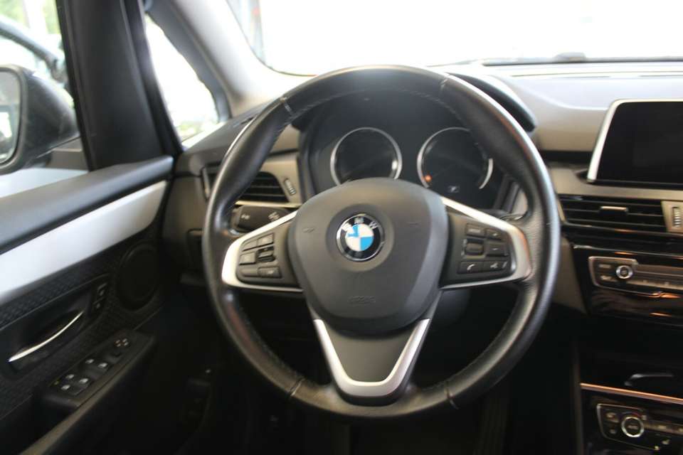 BMW 225 - Imagem 9