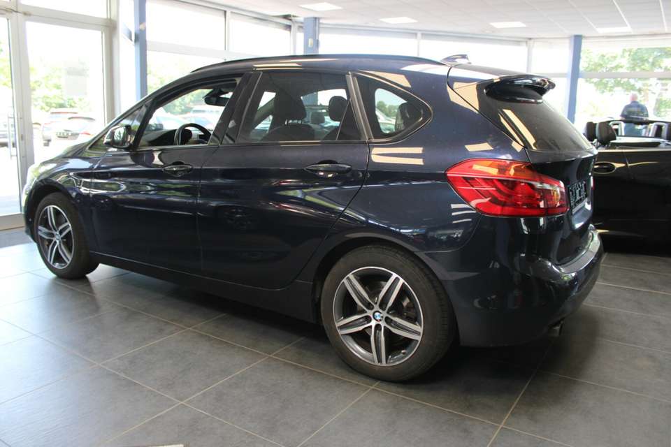 BMW 225 - Imagem 4