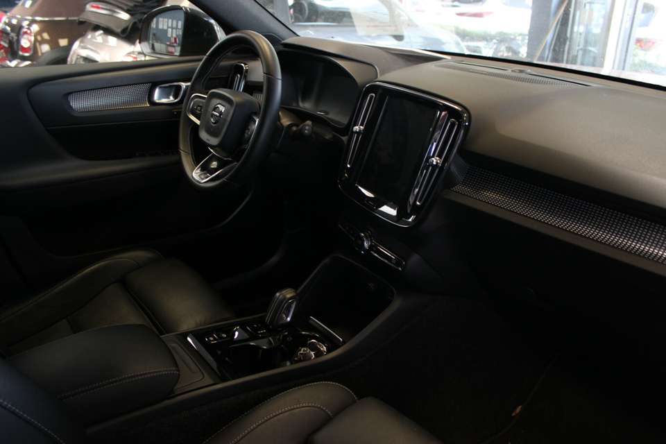 Volvo XC40 - Imagem 8