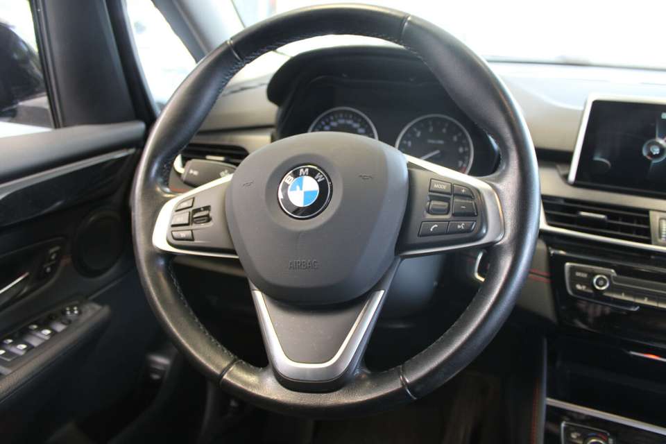 BMW 225 - Imagem 8
