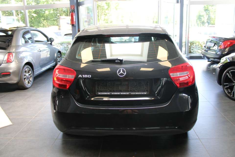 Mercedes-Benz A 180 - Imagem 5