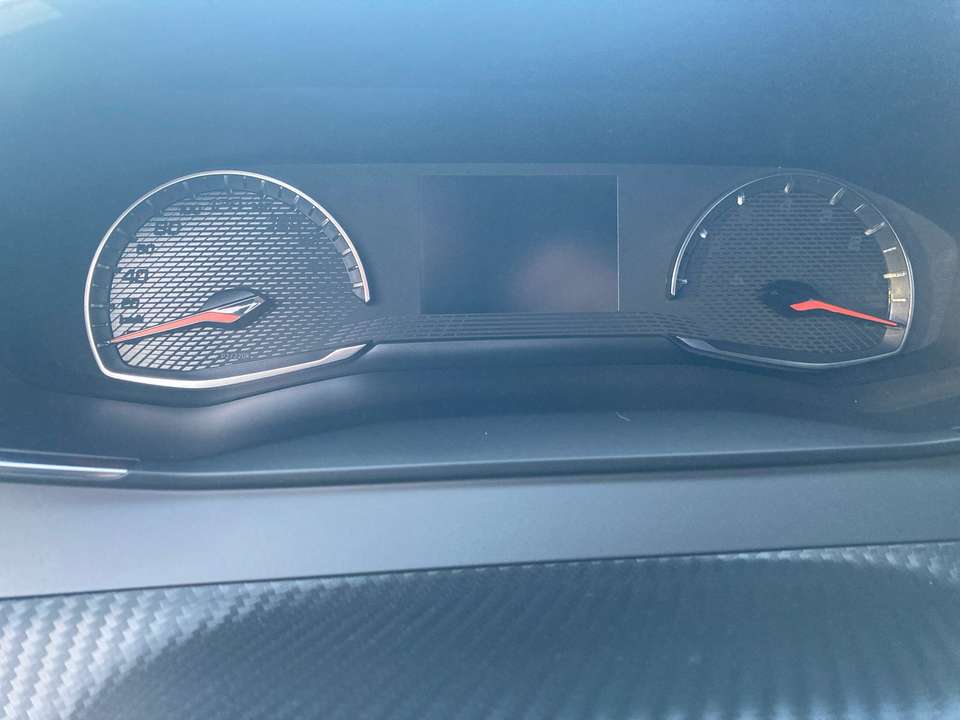 Peugeot 208 - Imagem 10