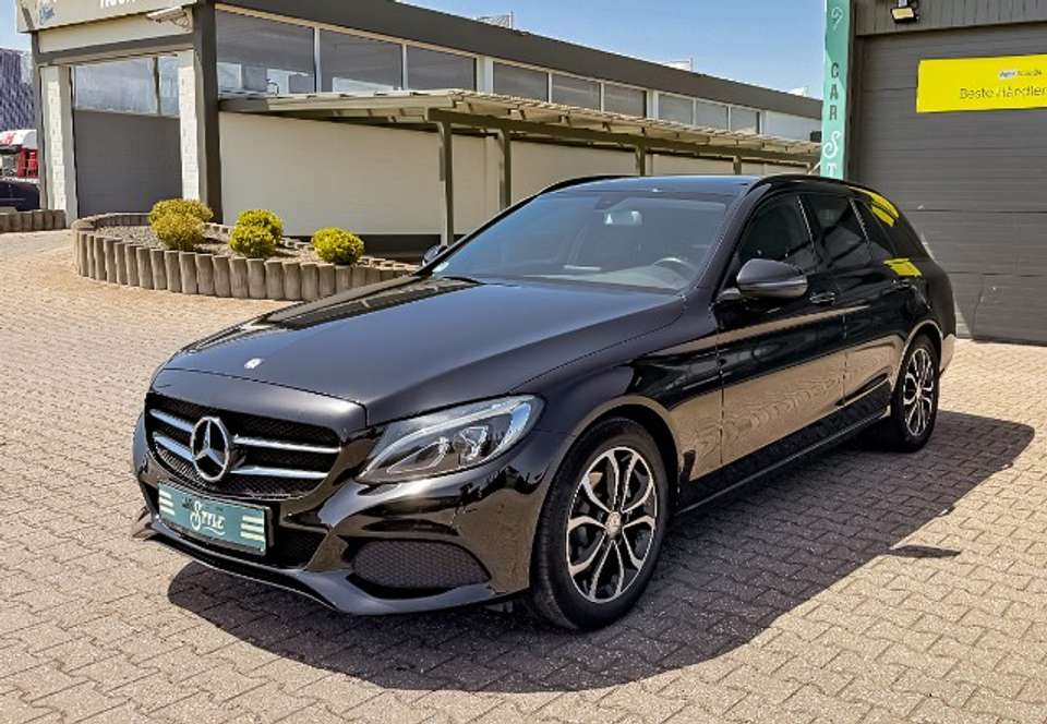 Mercedes-Benz C 180 - Imagem 1