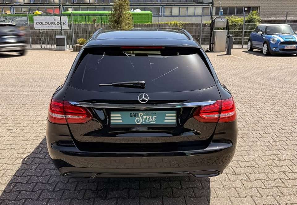 Mercedes-Benz C 180 - Imagem 5