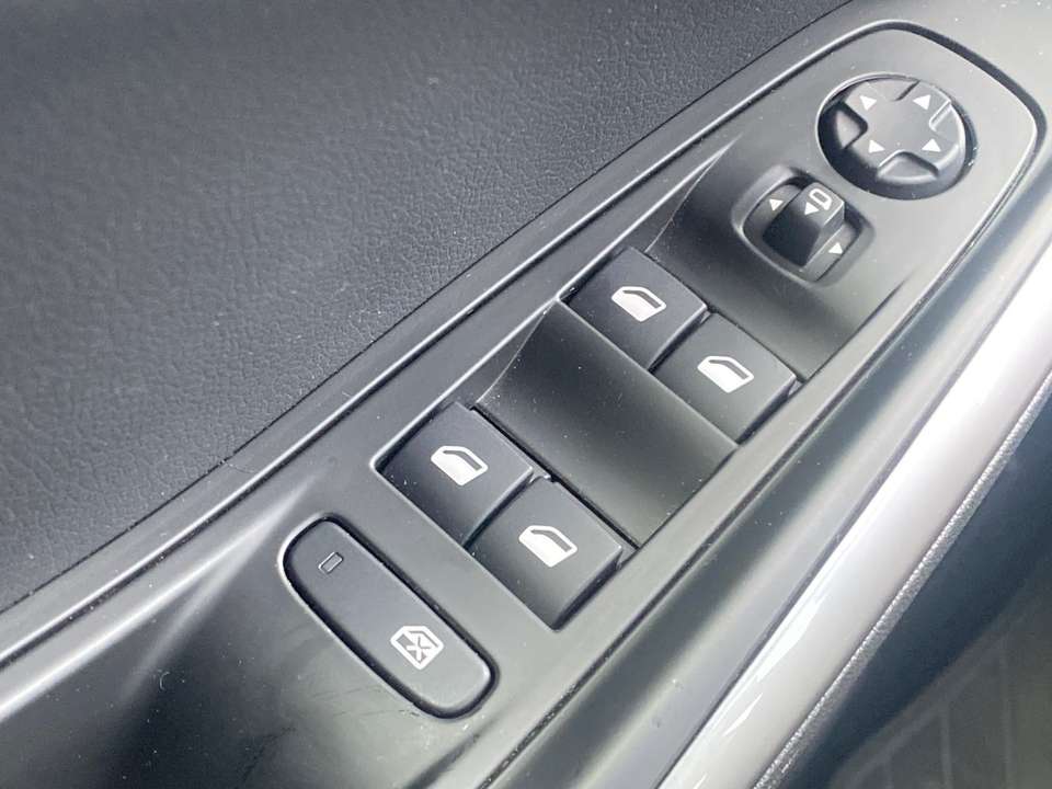 Opel Grandland - Imagem 13