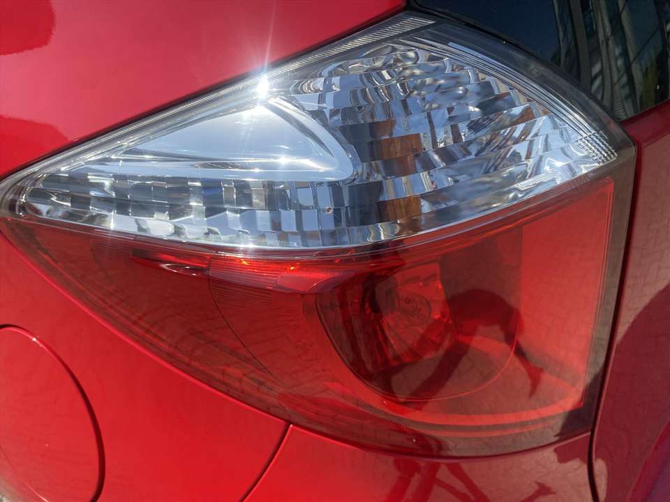 Toyota Verso-S - Imagem 8