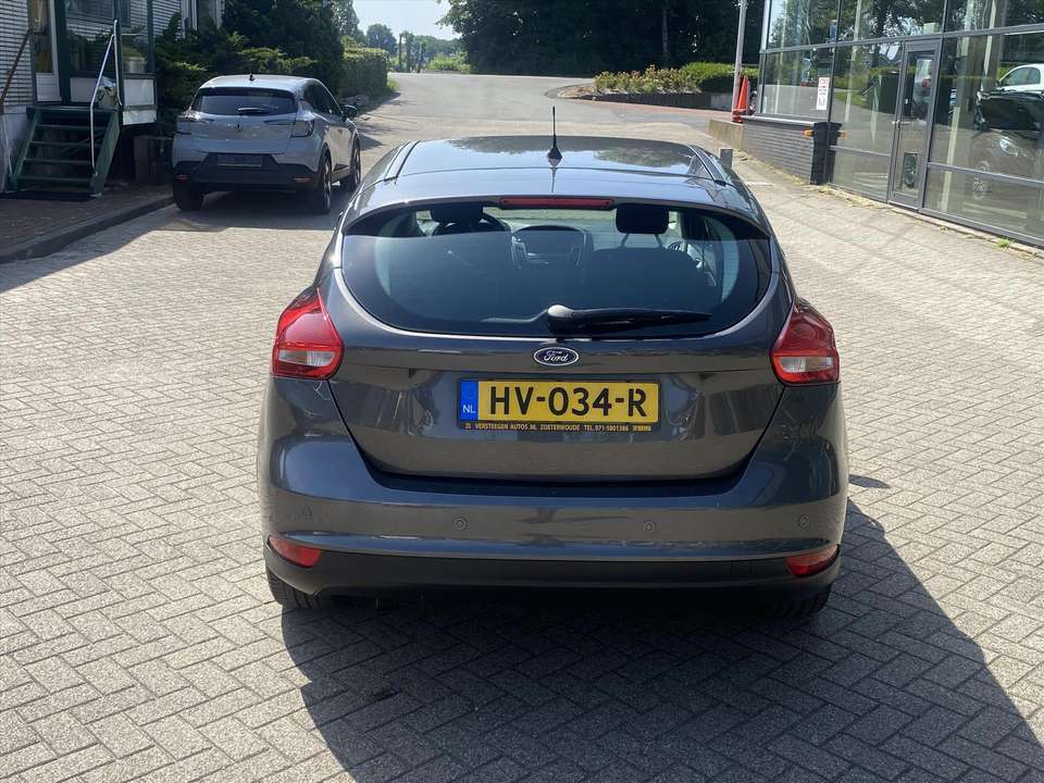 Ford Focus - Imagem 9