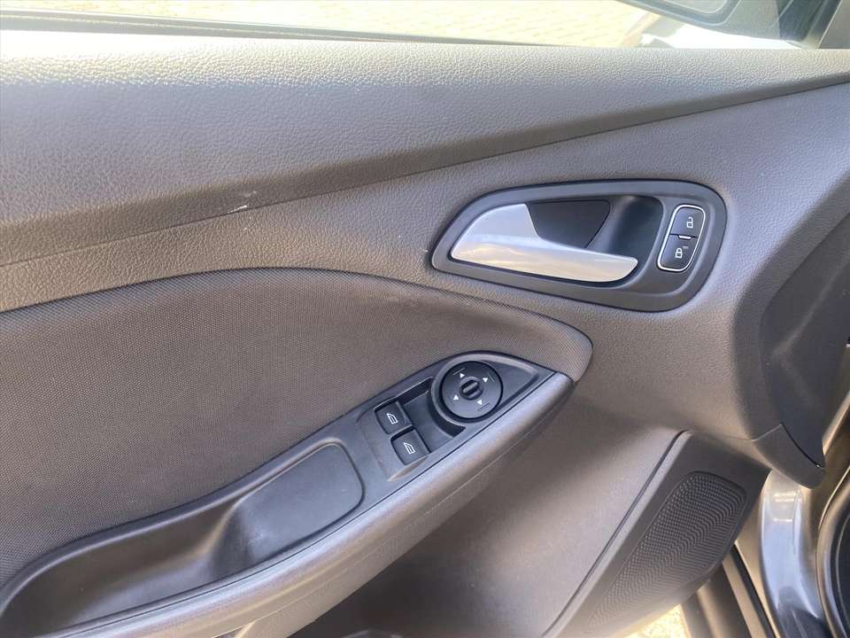 Ford Focus - Imagem 14