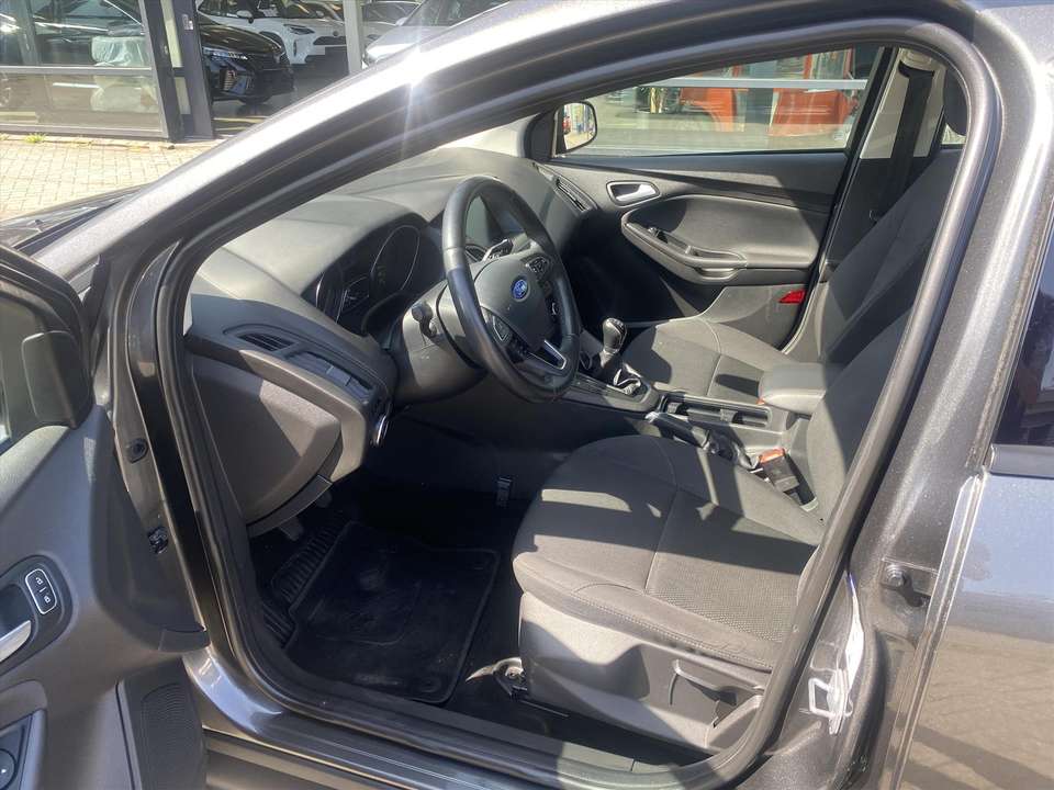 Ford Focus - Imagem 15