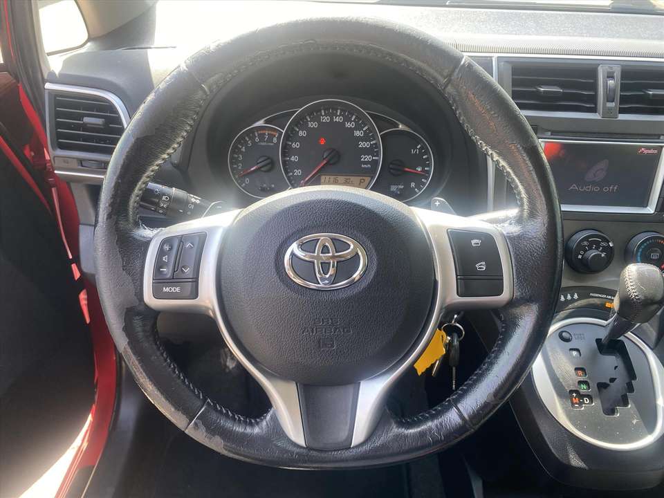 Toyota Verso-S - Imagem 18