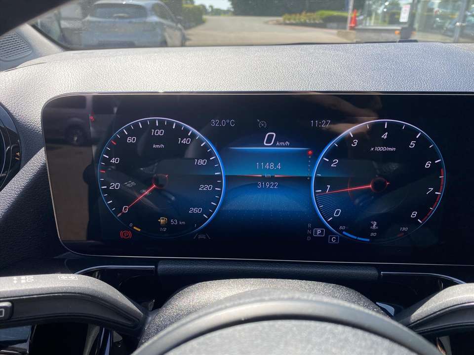 Mercedes-Benz GLA 200 - Imagem 17