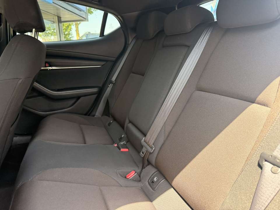 Mazda 3 - Imagem 15
