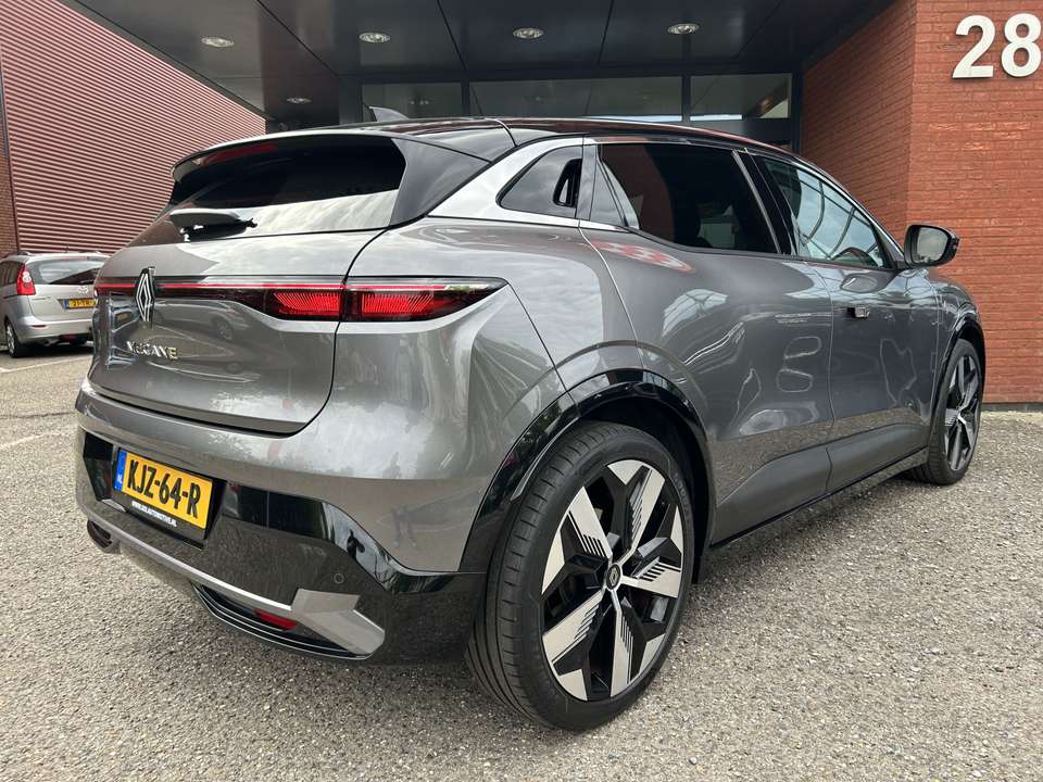 Renault Megane E-Tech - Imagem 3