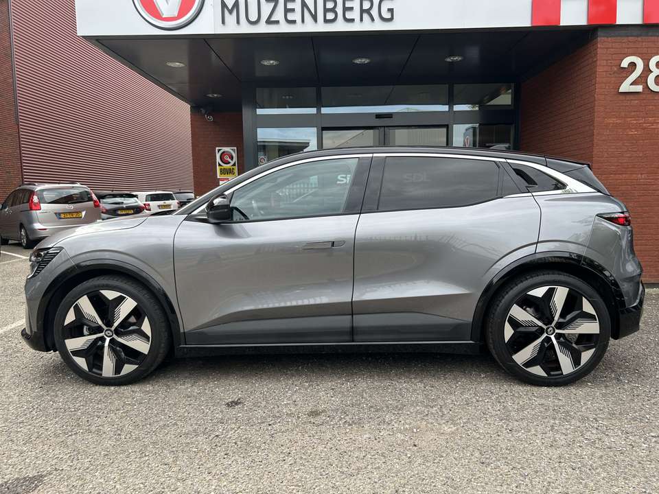 Renault Megane E-Tech - Imagem 4