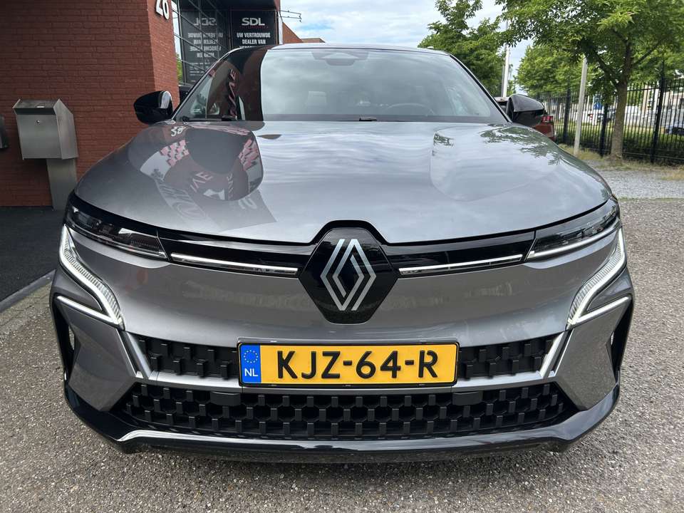 Renault Megane E-Tech - Imagem 5