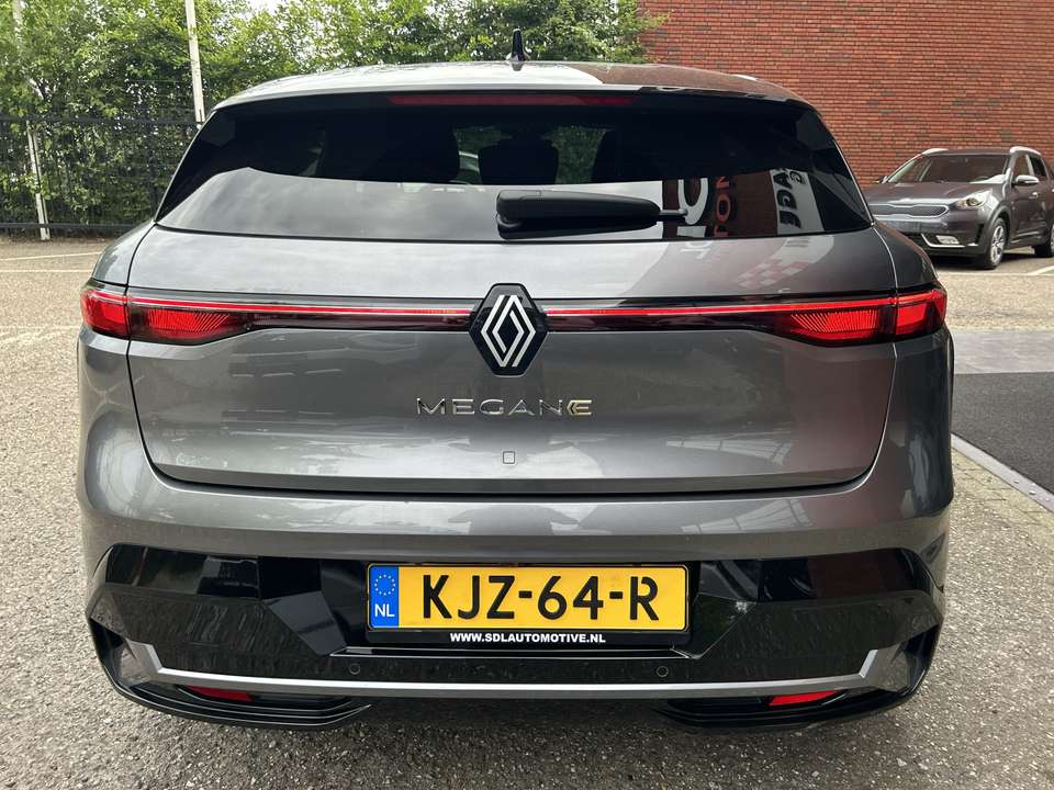 Renault Megane E-Tech - Imagem 6