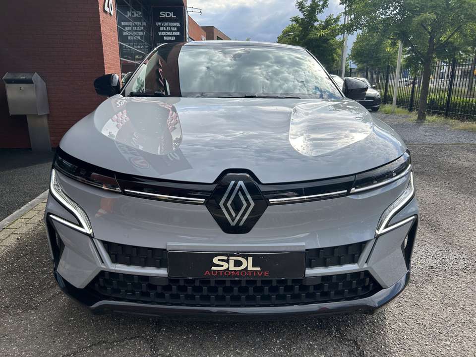 Renault Megane E-Tech - Imagem 5