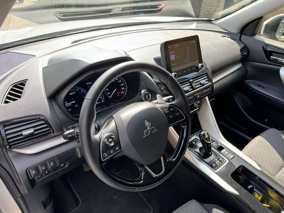Mitsubishi Eclipse Cross - Imagem 3