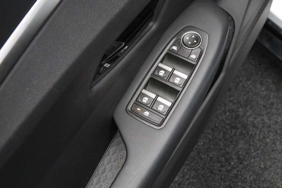 Renault Megane E-Tech - Imagem 14