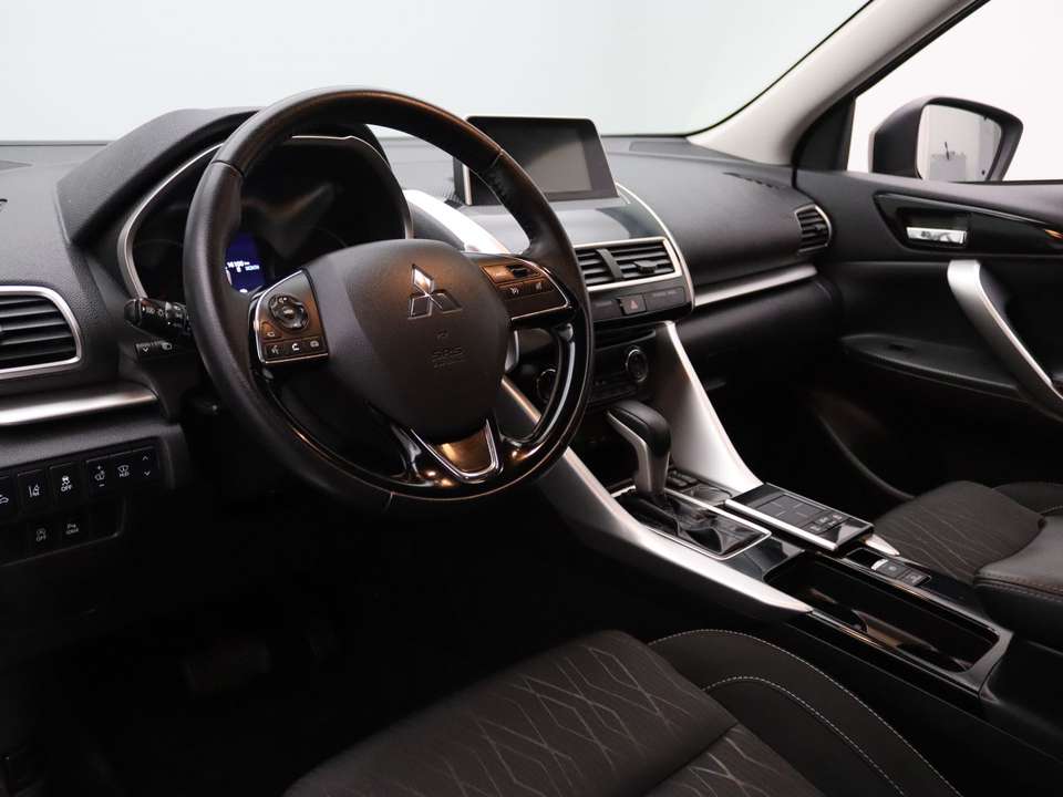 Mitsubishi Eclipse Cross - Imagem 3