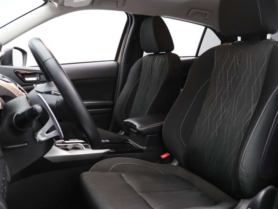 Mitsubishi Eclipse Cross - Imagem 4