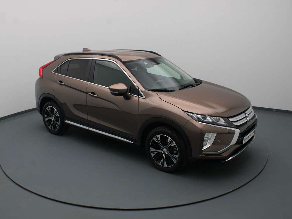 Mitsubishi Eclipse Cross - Imagem 11