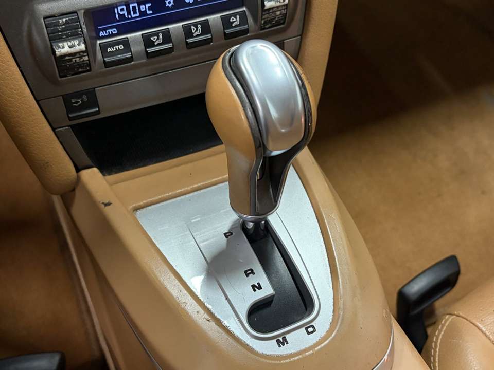 Porsche Cayman - Imagem 13
