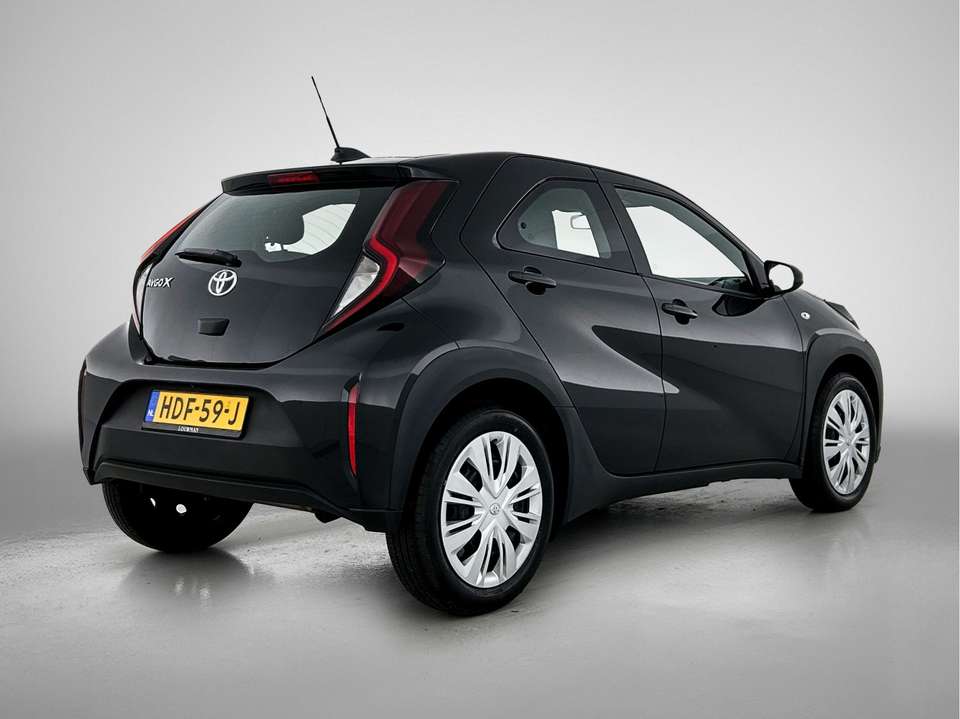 Toyota Aygo X - Imagem 2