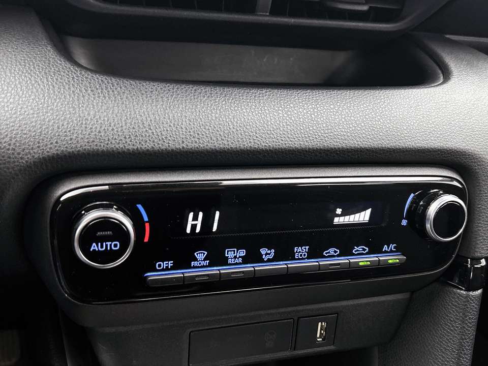 Toyota Yaris - Imagem 11