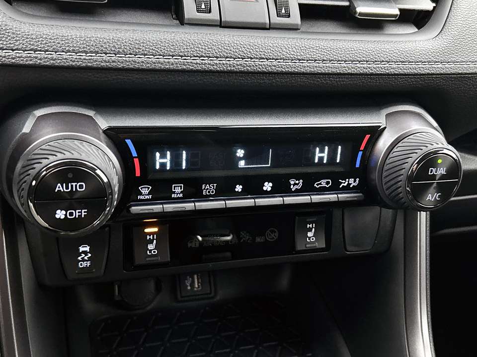 Toyota RAV 4 - Imagem 11