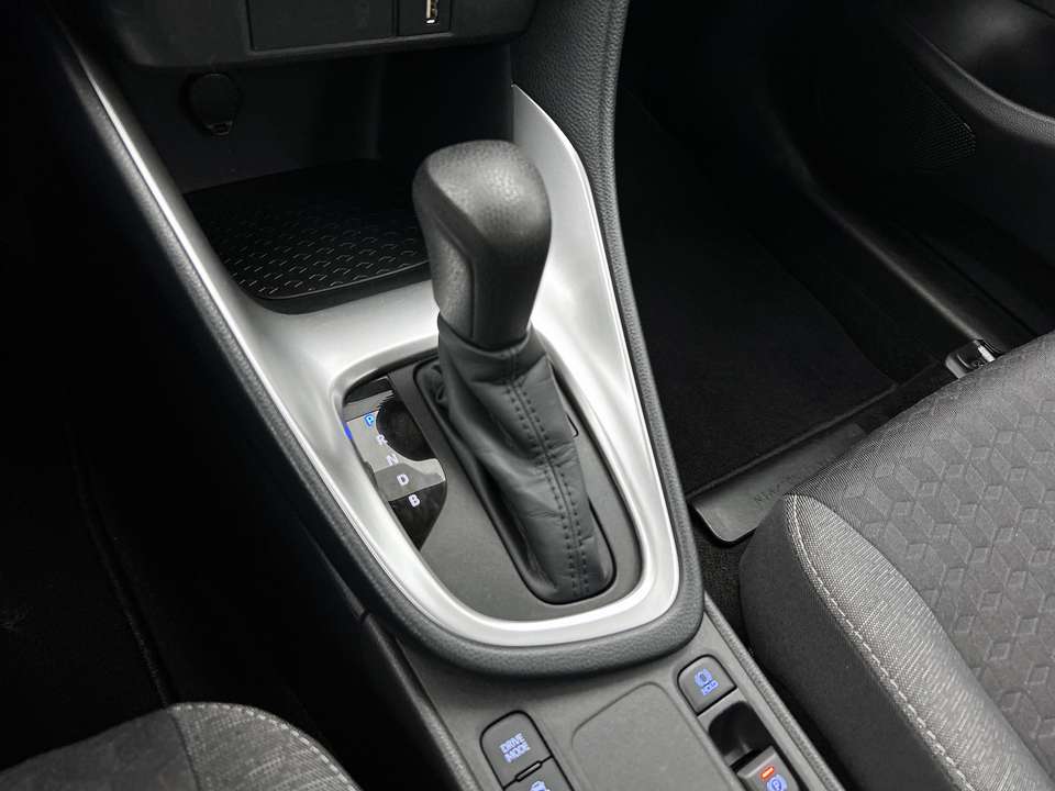 Toyota Yaris - Imagem 12