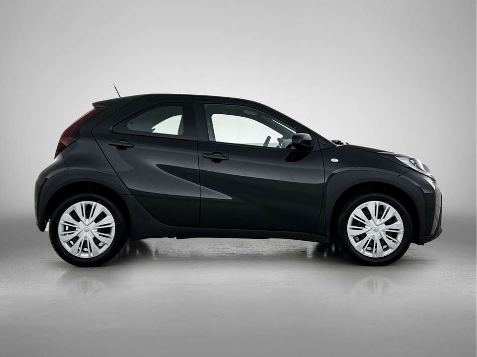 Toyota Aygo X - Imagem 13