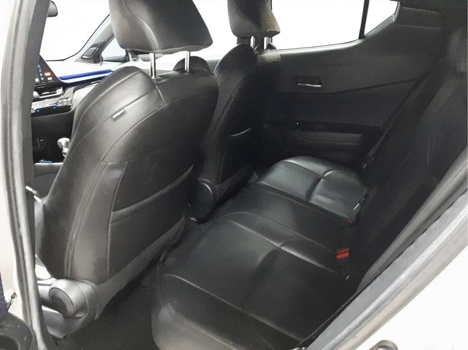 Toyota C-HR - Imagem 13