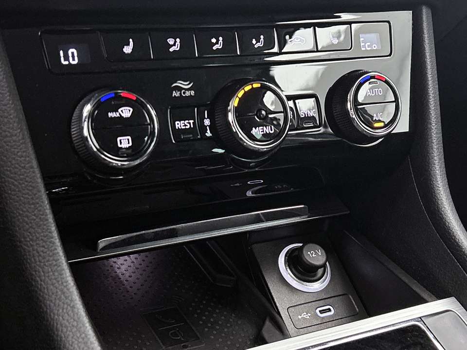 Skoda Superb - Imagem 16