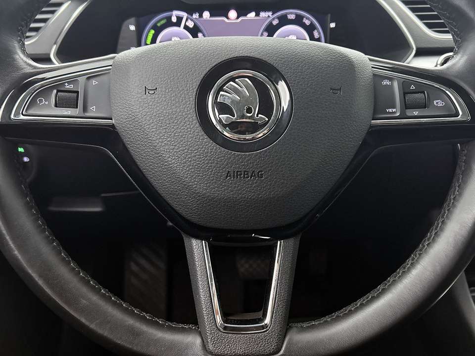 Skoda Superb - Imagem 17