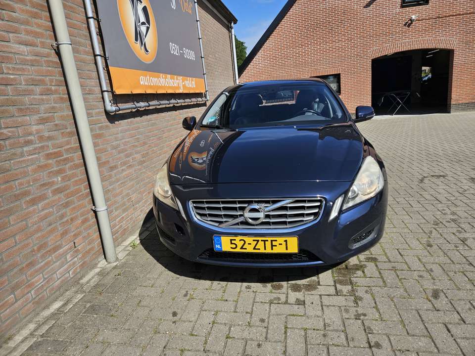 Car picture 2